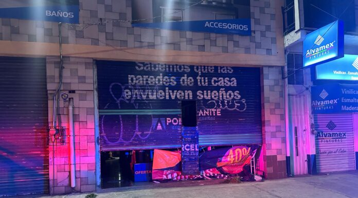 Por robo a negocio, policía de Ecatepec detiene a sujeto