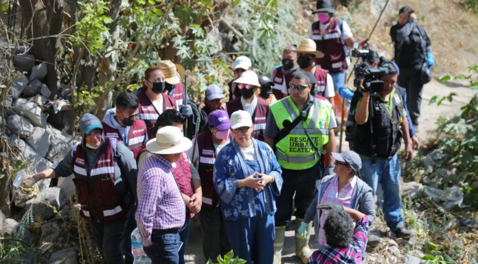 Con apoyo de vecinos continúa saneamiento de barrancas en Ecatepec