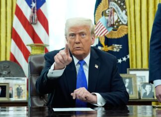 80% NACIONALISMO, PIB -1% Y DEPENDER DEL TLC DE SALINAS