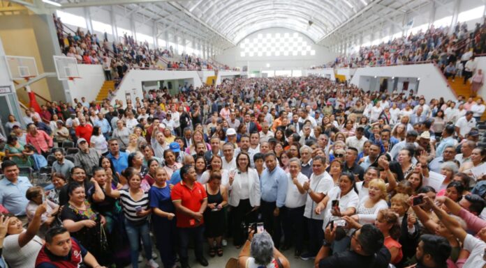 AZUCENA CISNEROS ENTREGA NOMBRAMIENTOS A MÁS DE 5 MIL DELEGADOS, SUBDELEGADOS Y COPACIS DE ECATEPEC
