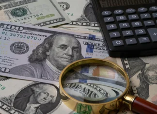 OPCIONES: SALIR DEL NEOLIBERALISMO O QUEDARSE ESTANCADO EN LA COLA