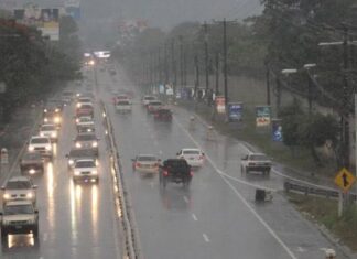 Domingo bajo el agua: se esperan lluvias en 17 estados y vientos de hasta 90 km/h por frente frío 42