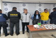 Catean casa y detienen a tres presuntos narcomenudistas en Nezahualcóyotl; aseguran droga y más de 200 mil pesos