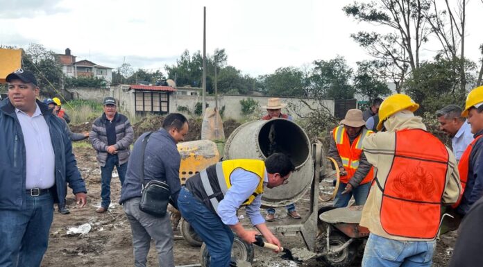 Colocan primera piedra de nueva secundaria en San José El Llanito, Lerma