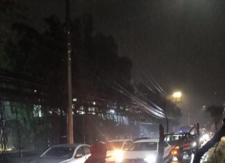 Atienden autoridades de Tlalnepantla afectaciones tras intensa lluvia; reportan casas y vehículos dañados