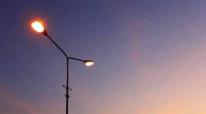 Toluca invierte 6 millones de pesos en luminarias inteligentes para modernizar su alumbrado público