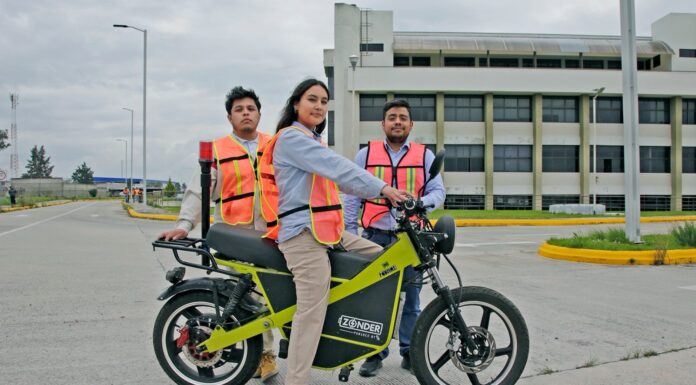 Estudiantes del TESJo desarrollan motocicleta eléctrica y marcan un hito en la innovación tecnológica del Estado de México