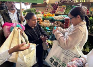 GEM intercambia más de 3 mil bolsas de tela en Ecatepec para combatir el uso de plásticos desechables