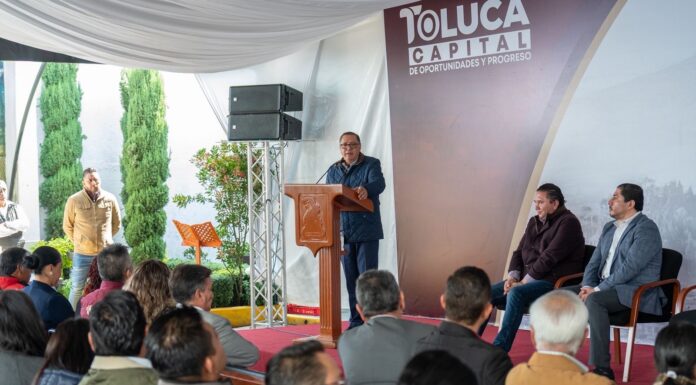 Reconoce Ricardo Moreno 45 años de compromiso del Organismo de Agua y Saneamiento de Toluca