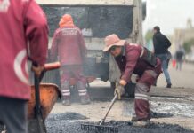 Inician trabajos de bacheo en vialidades clave de Toluca para mejorar movilidad y seguridad vial