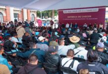 Entregan 200 cascos certificados a motociclistas del Valle de México para reforzar la seguridad vial