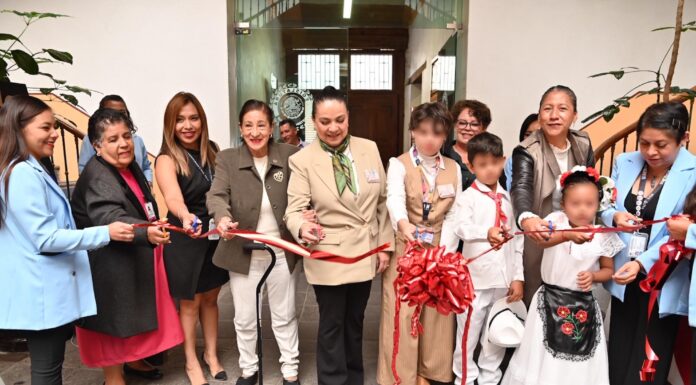 Celebran talento juvenil en el Congreso mexiquense con la exposición pictórica “Gabrielle”