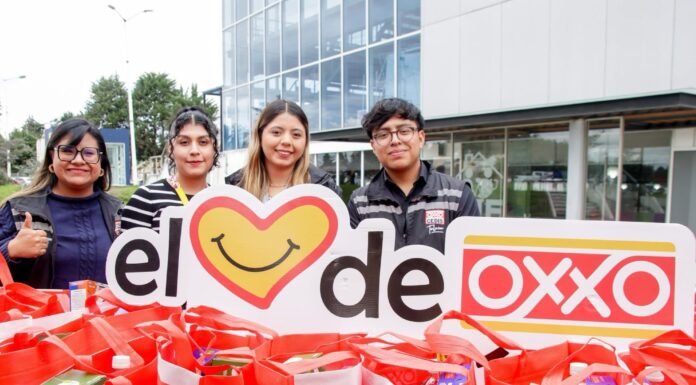 Entregan 100 despensas a niñas y niños de Metepec gracias a donativo de OXXO