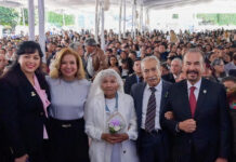 Paty Arévalo y Pedro Rodríguez celebran la unión de 663 parejas en Atizapán La Boda del Año 2025