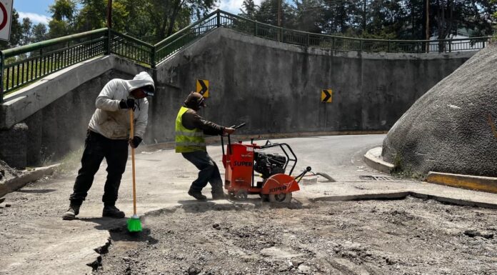 Avanzan trabajos de bacheo y mantenimiento vial en Toluca