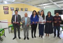 Entregan equipos de cómputo a kínder Juan Dewey en Tlalnepantla