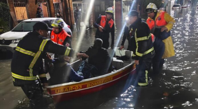 Lluvia histórica “rompe todos los pronósticos” y deja severos daños en Iztapalapa