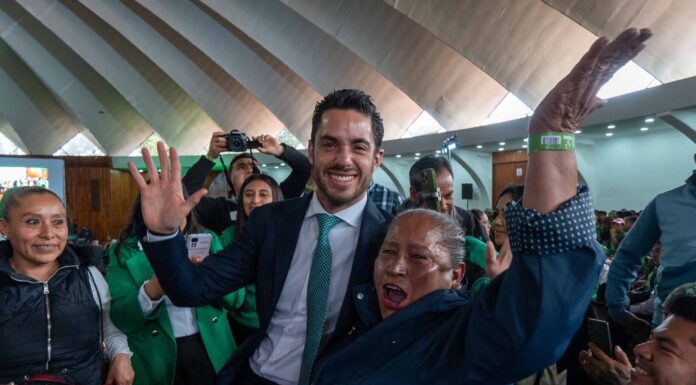 PEPE COUTTOLENC RINDE SU PRIMER INFORME LEGISLATIVO “ESCUCHAR PARA CUMPLIR” ANTE MILES DE MEXIQUENSES