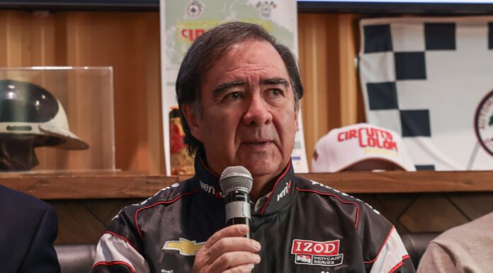 Toluca revive la época dorada del automovilismo con el desfile Circuito Colón Revival II