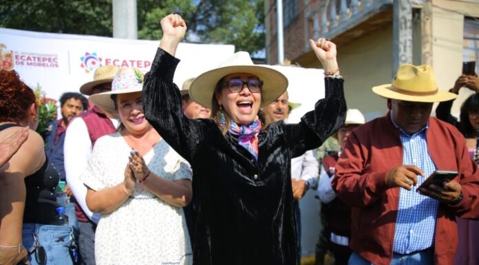 Inaugura Azucena Cisneros repavimentaciones y obras hidráulicas en Jardines de Santa Clara; anuncia gestión para duplicar recursos para Ecatepec