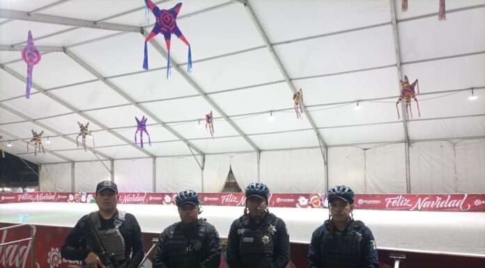 Diversión y seguridad en la pista de hielo de Ecatepec atrae a miles de familias