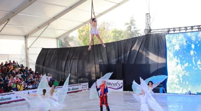 Invita Gobierno de Tlalnepantla a disfrutar de la pista de hielo en el Parque Cri-Cri durante la temporada decembrina