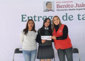 San Mateo Atenco fortalece el futuro educativo con la entrega de Becas “Benito Juárez”