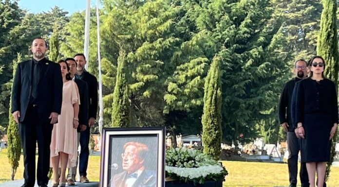 Reconocen legado del maestro Víctor Manuel Urbán Velasco e ingresan sus restos a la Rotonda de las Personas Ilustres