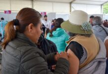 Aplican más de 20 mil vacunas y realizan 360 mastografías gratuitas en Megajornadas de Salud del Edoméx