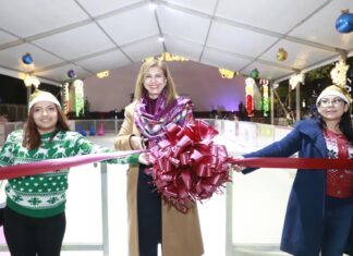 Juanita Carrillo encabeza posada navideña e inaugura pista de hielo en Cuautitlán