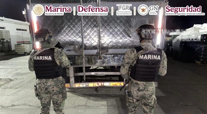 Fuerzas federales aseguran más de media tonelada de metanfetamina en el puerto de Mazatlán
