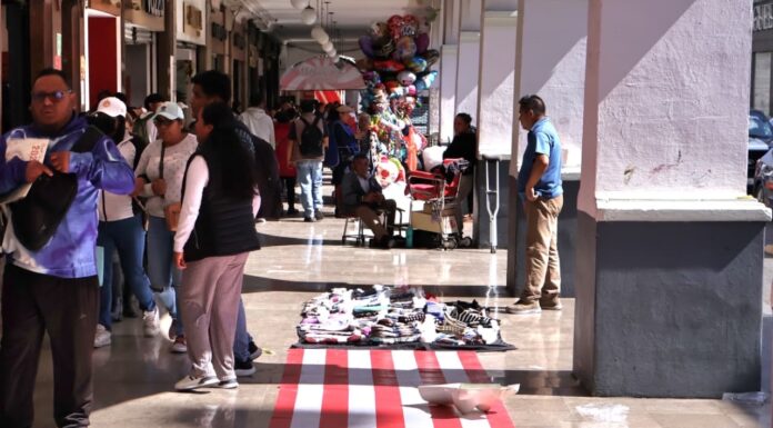 Implementa Gobierno de Toluca operativo para contener comercio ambulante en el Centro Histórico