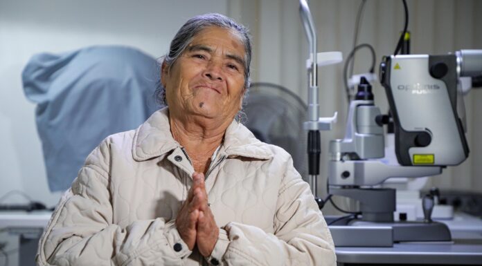 Gobierno del Estado de México acerca servicios de salud visual a sectores vulnerables