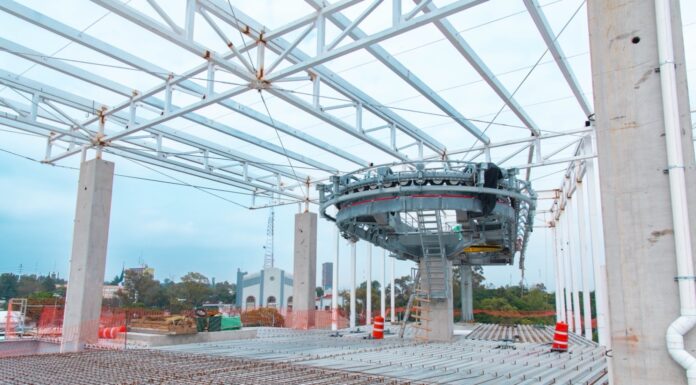 Gobiernos del Estado de México y Federal impulsan proyectos de transporte masivo para reducir traslados diarios