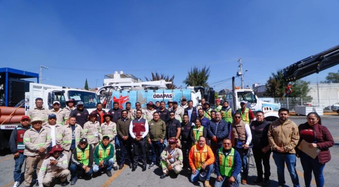 Nezahualcóyotl refuerza prevención de inundaciones con entrega de maquinaria especializada a ODAPAS