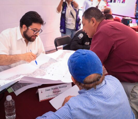 Lleva Isaac Montoya Asamblea del Pueblo a Plan de Ayala 2ª Sección en Naucalpan