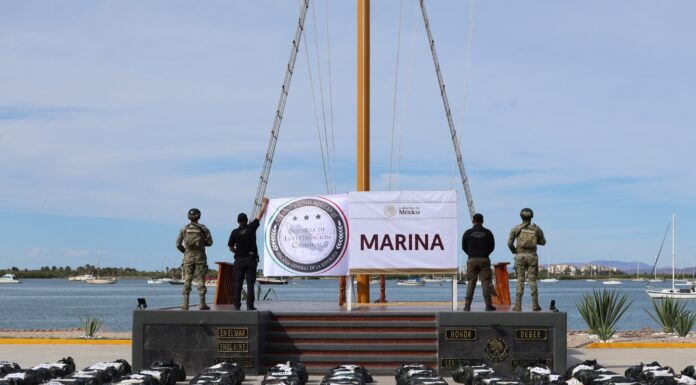 Armada de México y Guardia Costera de EU aseguran cargamento millonario de presunta cocaína en altamar