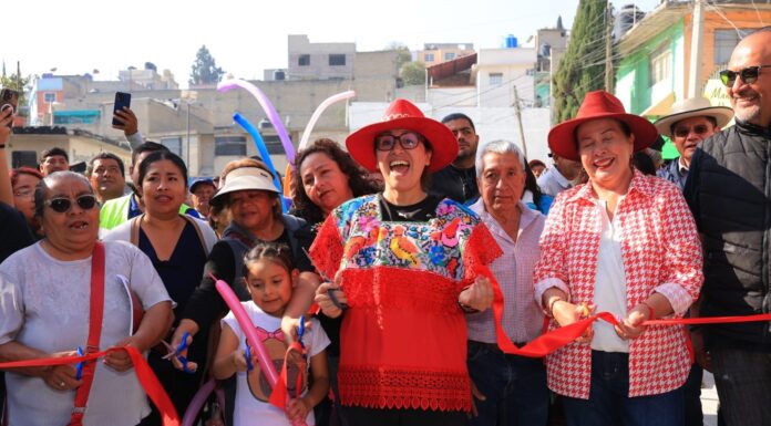 Tras 35 años de abandono, rehabilitan calle Amatepec en Ecatepec con inversión de 10 mdp