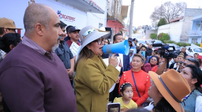 Ecatepec repavimenta avenida Toluca y pavimenta calles en Santa María Tulpetlac tras años de rezago