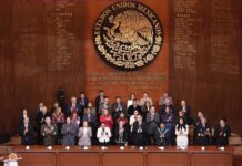 Delfina Gómez refrenda respaldo del Edoméx a la Presidenta Claudia Sheinbaum en aniversario de la Constitución