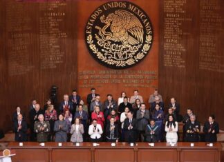 Delfina Gómez refrenda respaldo del Edoméx a la Presidenta Claudia Sheinbaum en aniversario de la Constitución