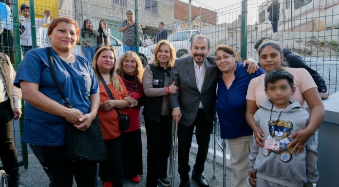 Entrega Pedro Rodríguez el Multideportivo La Lumbrera en Ampliación Emiliano Zapata
