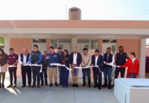 Entrega Ramírez Ponce módulos sanitarios en telesecundaria de San Nicolás Peralta, Lerma