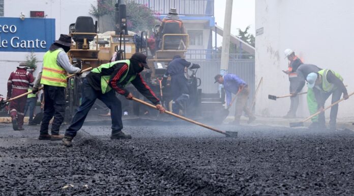 “Diablo Dragón” impulsa rehabilitación vial en Toluca; gobierno municipal recupera la movilidad urbana