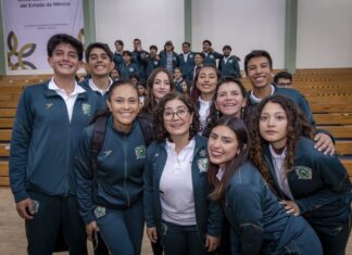 UAEMéx abanderó a 420 atletas rumbo a los Campeonatos Nacionales Universitarios ANUIES 2026