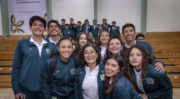 UAEMéx abanderó a 420 atletas rumbo a los Campeonatos Nacionales Universitarios ANUIES 2026