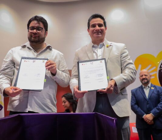 Firma Isaac Montoya convenios con Fundación Teletón para fortalecer atención a personas con discapacidad en Naucalpan