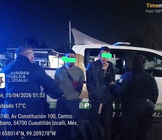 Detienen a dos hombres en Bosques de la Hacienda por presuntos delitos contra la salud