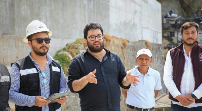 Supervisa Isaac Montoya obra de muro de contención en Naucalpan; atienden demanda de casi 30 años