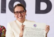 Azucena Cisneros Coss encabeza conmemoración por los 206 años de Ecatepec